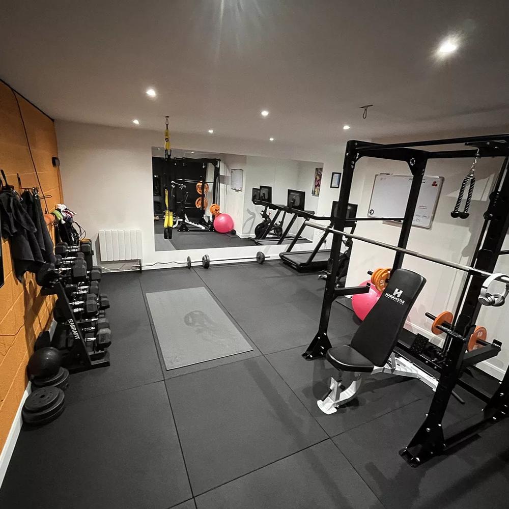 20mm PRO Rubber Gym Flooring Tiles – Smooth Top Surface - UK's Top Rated-Sprung Gym Flooring