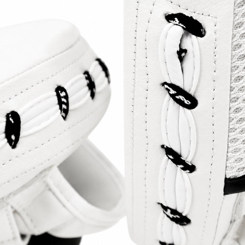 Playerz CoachTech Micro Focus Pads - White-Playerz Boxing